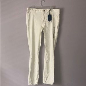 American eagle NWT jeans